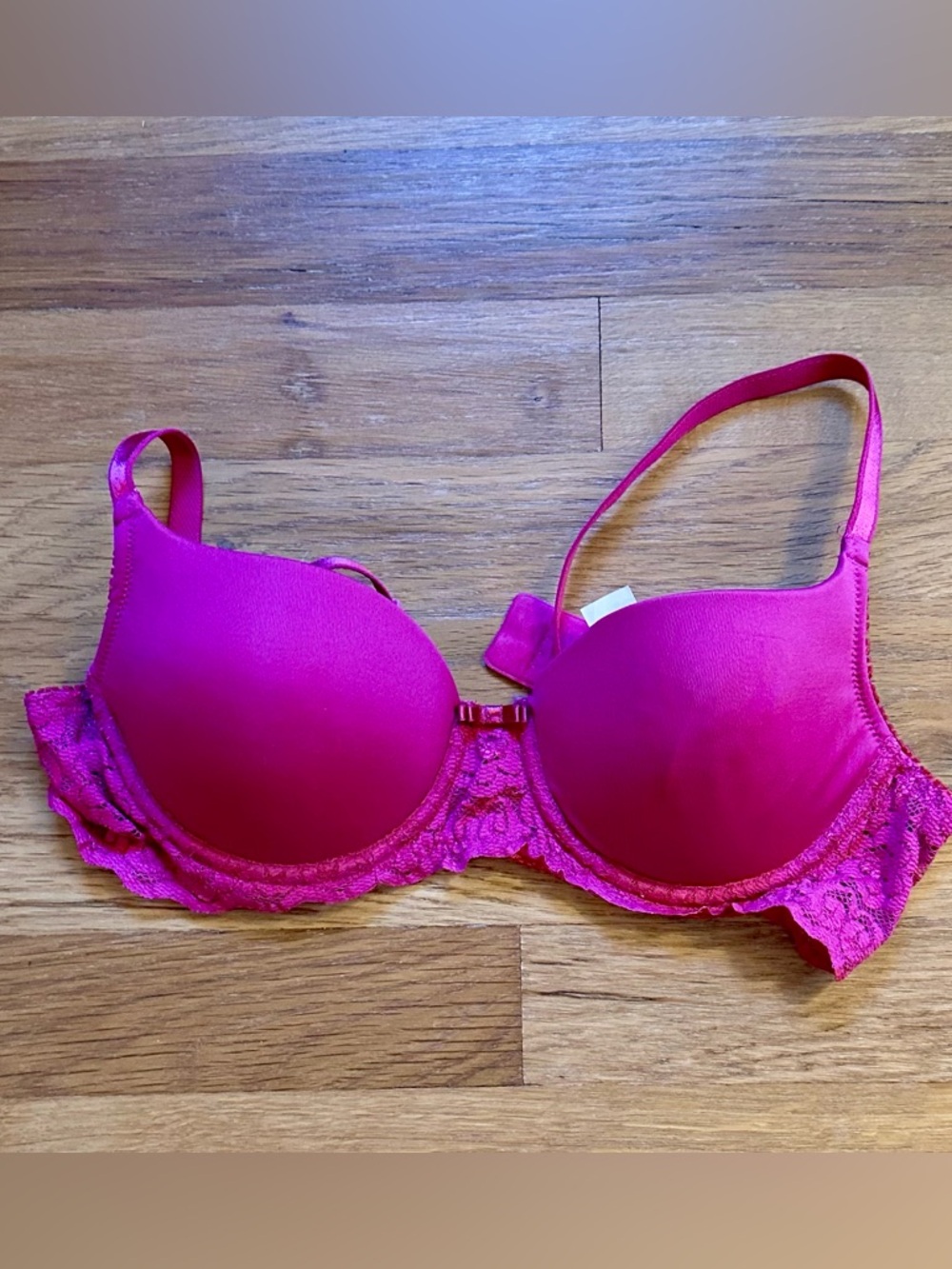 Lily of France Bra woman’s size 34B-bright pink